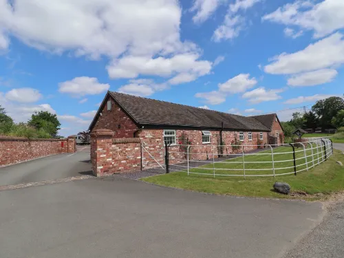 The Hay Barn Hotels in Elton