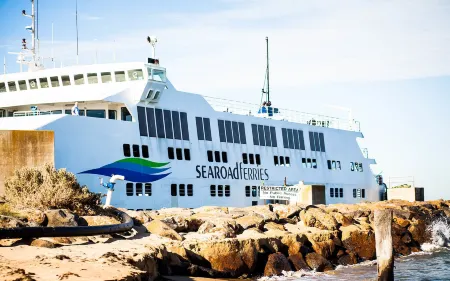 Point Lonsdale Holiday Apartments Отели рядом с достопримечательностью «Fort Queenscliff Museum»