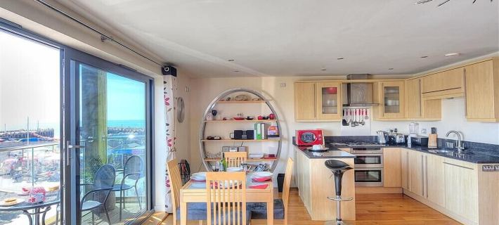 Sandstones Hotels in Bridport
