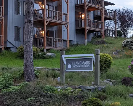 The Landmark Inn on Orcas Island Hotels in Eastsound