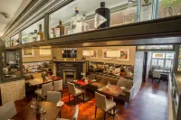 Silken Thomas Accommodation - Bares