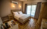 No 10 Hotel