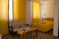 Hotel Jipek Joli فنادق في نوكوس