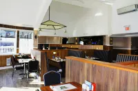 Hotel North Hotels in Upper North Sydney