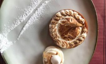 By la Réserve