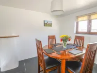 Lower West Curry Cottage - Parkering