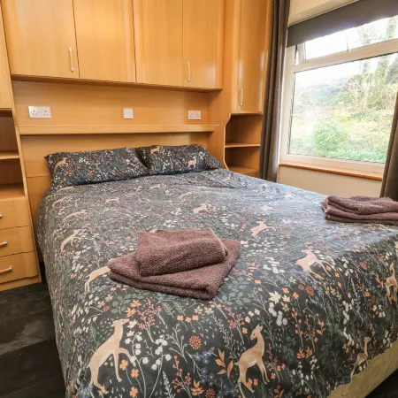 3 Rosecraddoc Lodge