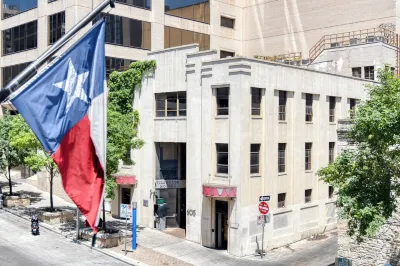 Firehouse Hostel Hotels in 