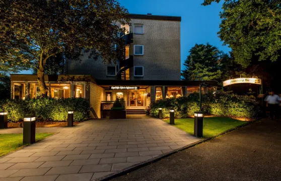 塔奈霍夫格魯奈爾酒店