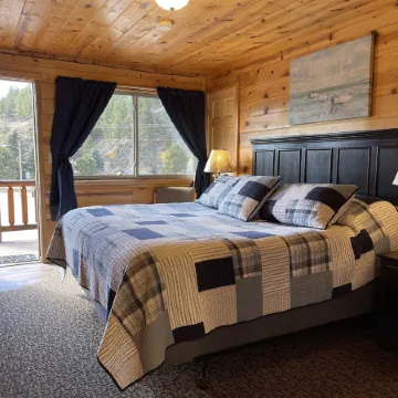 Mountain View Lodge & Cabins