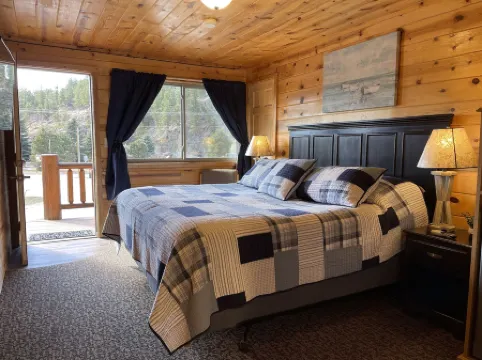 Mountain View Lodge & Cabins