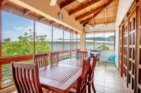 Tropical Condo with Spectacular Ocean Views, Panoramic Dining Terrace & Quick Walk to Beach