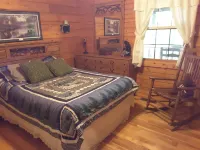 Adventurewood Luxury Log Cabin - Hot Tub, Fireplace, Pool Table
