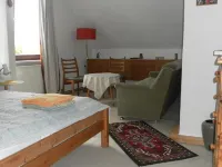 Vacation home Eichbergblick - in a small  green village but near the City Hotels in Hameln