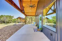 Recently Built Cabin w/ Pavilion in Granbury! - 4-Star