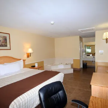 Edinburg Executive Inn