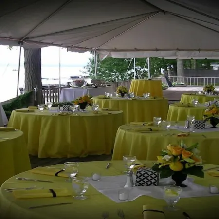 Churchill Pointe Inn