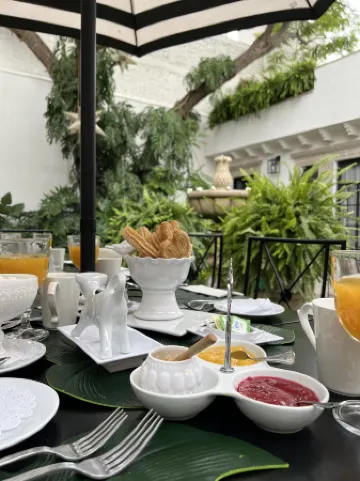 Casa Laní Luxury B&B Отели рядом с достопримечательностью «Parroquia de San Miguel Arcangel»