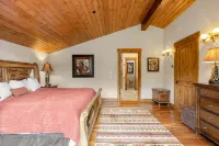 Amazing Pet-Friendly Executive Home, Ski-in Walk-Out - LR884 by Redawning - Balkoner