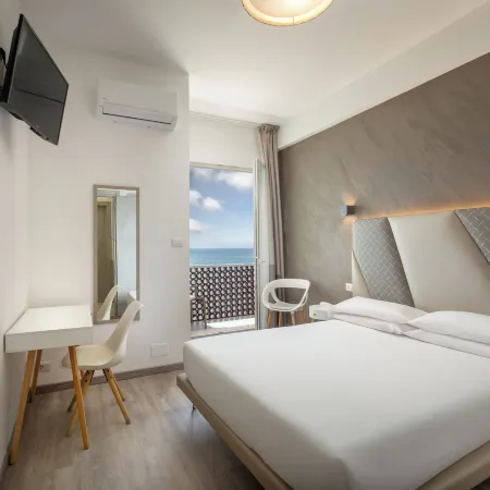 Hotel Tirreno