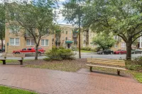 Walkable Savannah Escape in Historic District! -  Apartamentos vacacionales