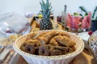 Artemis Apartments - breakfast