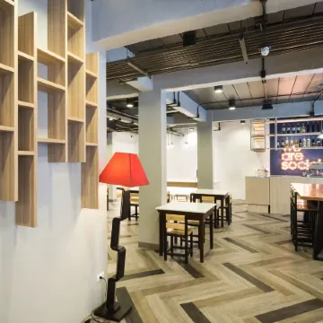 Alfresco Phuket Hotel