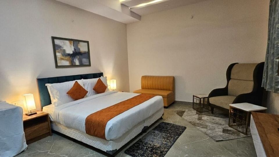 Hotel the Grand