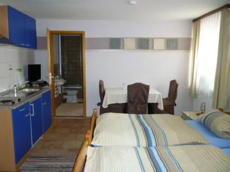 Gasthaus - Pension am Buchberg Отели в г. Мёнксдеггинген