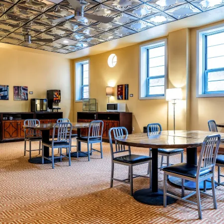 The Murray Hotel