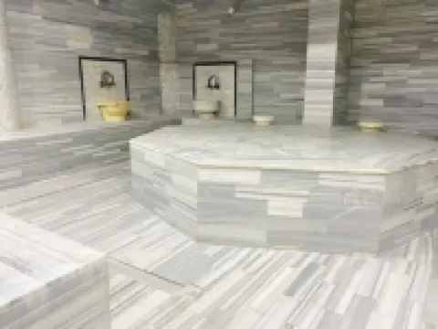 ヘラ シティ ホテル デニズリのホテル