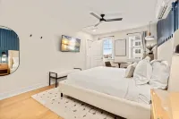 Surrey Beach House Hotels in Ventnor City