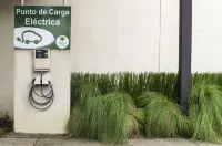 Parque del Lago Boutique Hotel - 駐車場