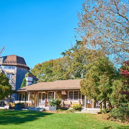 The Hampton Maid