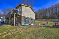 Pet-Friendly Home with Grill and Farm in Meadowview! Hotels in Emory