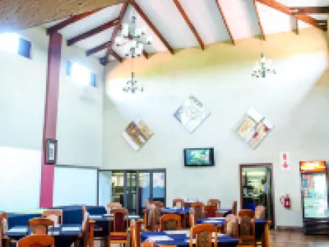 Zororo Lodge Hotels in Central