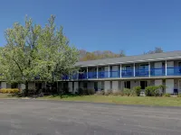 Majestic Regency Resort Hotels in Wells