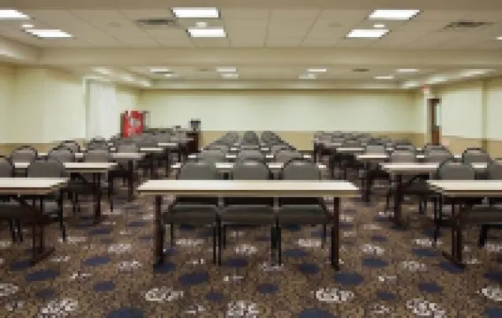 Aspen Grand Hotel LaPorte