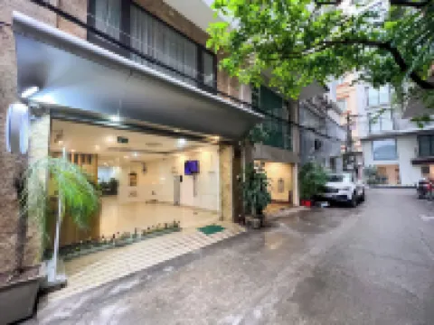 Nine Housing A10 Kim Ma Hotels near Thu Le Park