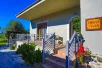 Jennys House in Stroggili - Villas