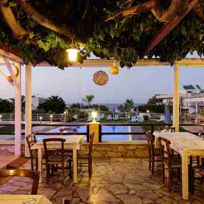 Gorgona Hotel Dining/Meeting Rooms