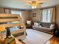 Lakefront Beach Bungalow -  Retreat & Relax - Kayaks, Fire pit, Tree Swings! Hotels in Moose Lake