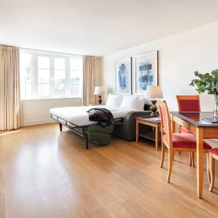 Marlin Apartments London City - Queen Street Отели рядом с достопримечательностью «Здание центрального уголовного суда Олд-Бейли»