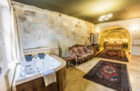 Phocas Cave Suites