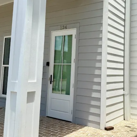 Viva Biloxi - one bed/one bath near Biloxi Beach & only one block to casinos!