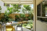 Luxurious Family Three Story House by Sea N' Rent Các khách sạn gần Netanya Beach