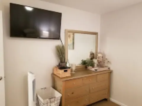 Lyle and Taylor present- The Comfort is Amazing!!