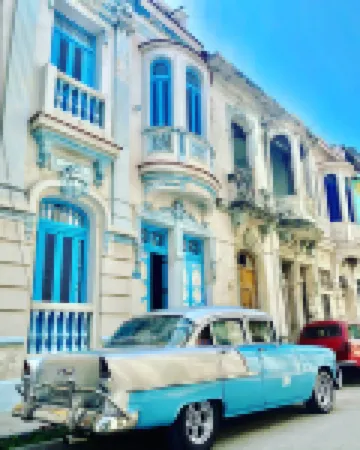 Blanc Blue 1924 - Colonial Suites