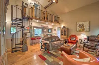 3 Mi to Beech Mtn Resort: Gem w/ Views & Fireplace - Gym