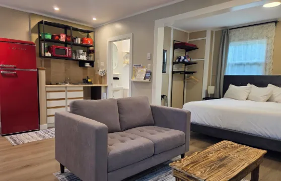 裏多爾汽車旅館